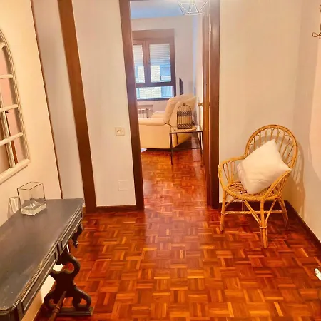 Apartamento El Vallin * ヒホン