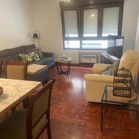 Apartamento El Vallin * ヒホン